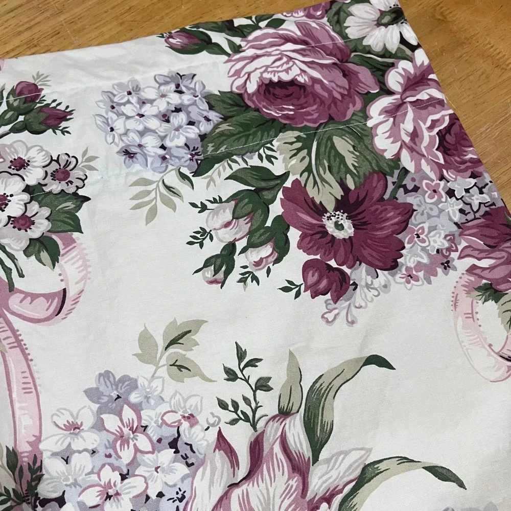 Vtg Floral Bouquet Window Valance Plum Mauve Cream Cottagecore 54x21 Traditional